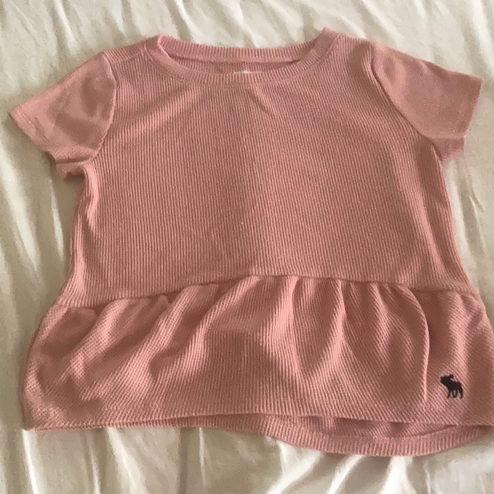 Light Pink Abercrombie Kids Top!